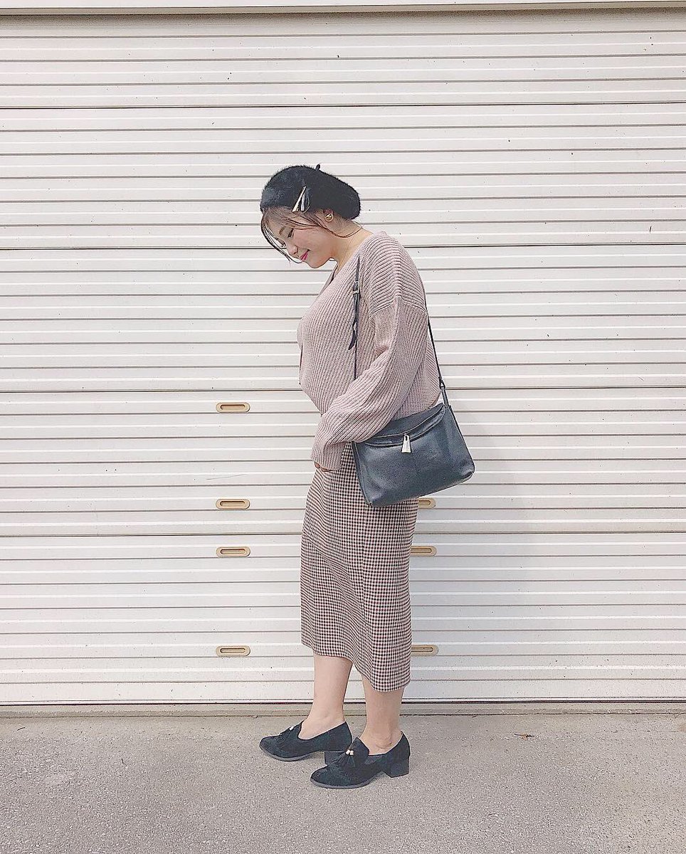 pochami1219's tweet photo. 専門学校の時のお友達と
久しぶりに…💋

保育士さん。
いまだに憧れる😌💞

#ももコーデ https://t.co/Ir16d8HqK8