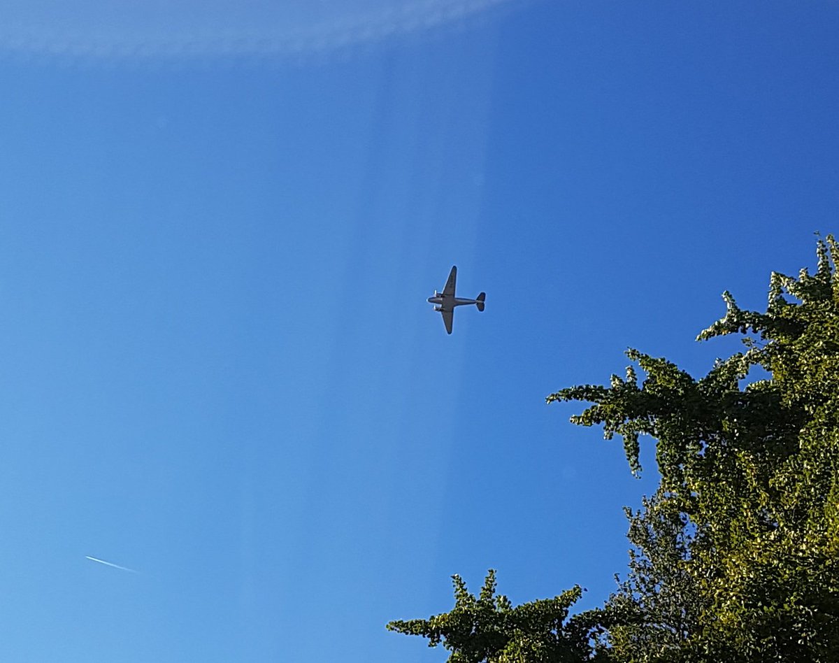 Dutch Dakota net boven IJsselmuiden. Mooi beesie.