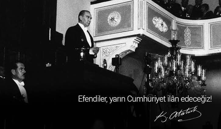 arsivtarih's tweet photo. 95 yıl önce bugün..

Cumhuriyetimizin kurucusu Mustafa Kemal Atatürk Çankaya köşkünde verdiği akşam yemeğinde "Efendiler, yarın Cumhuriyeti ilan edeceğiz" dedi. https://t.co/LqIzqJMLpo