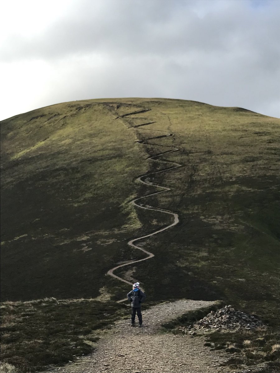 Josjollies's tweet photo. 8.5 miles of #Walk1000miles for @AllergyUK1 up to #Sail and #CauseyPike #DerwentFells #LakeDistrict @lakedistrictnpa @LakeDistrictPR @NotJustLakes https://t.co/jzZTTK0gd5