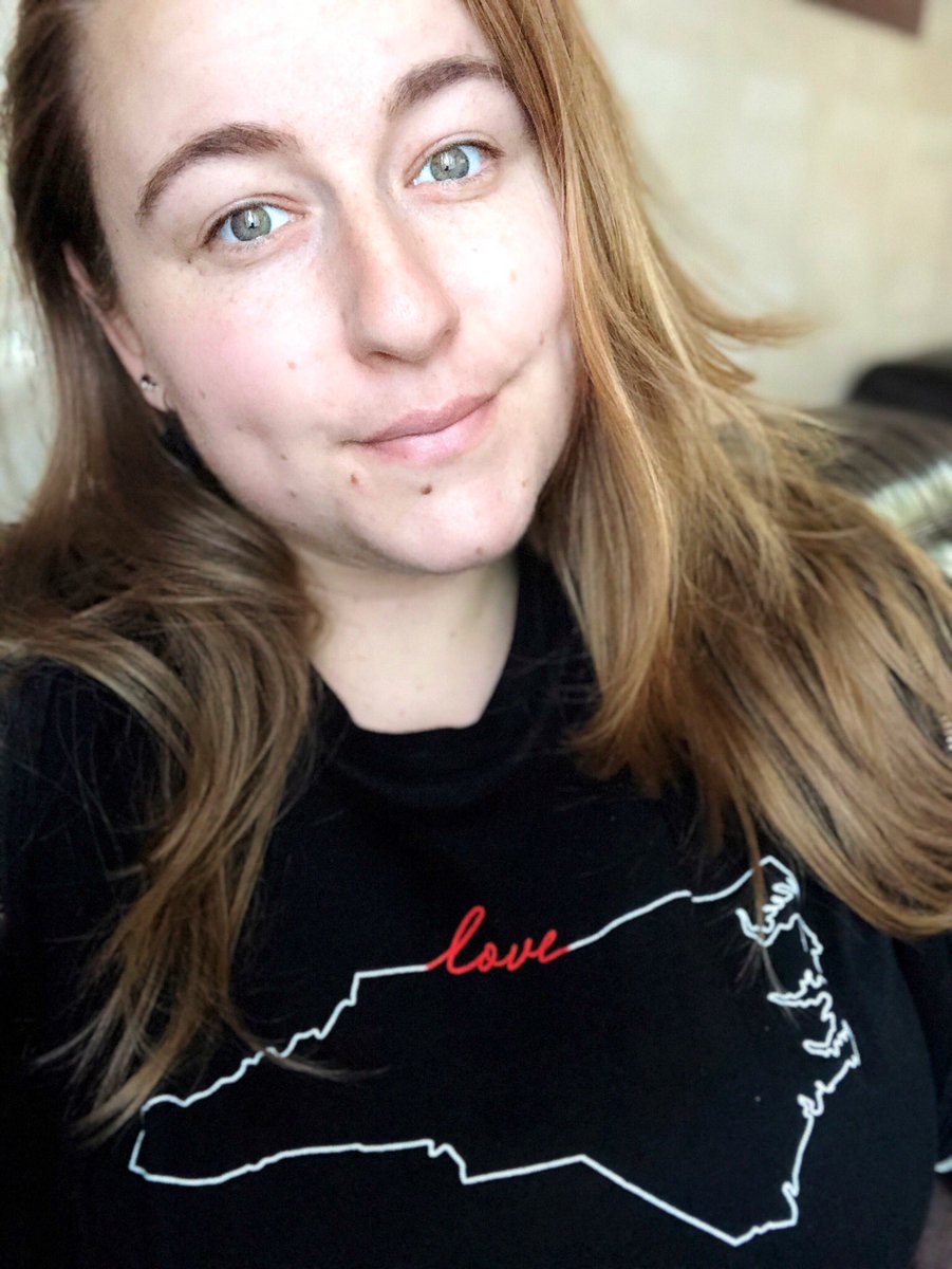 NerdyBec's tweet image. It’s crazy how my heart aches for a place 4000 miles away. I’ll always remember the love &amp;amp; kindness the people of Wilmington showed me during my stay — from England to NC, this shirt is me returning a small bit of that love back to you ❤️ #CapeFearlessChallenge @HilarieBurton