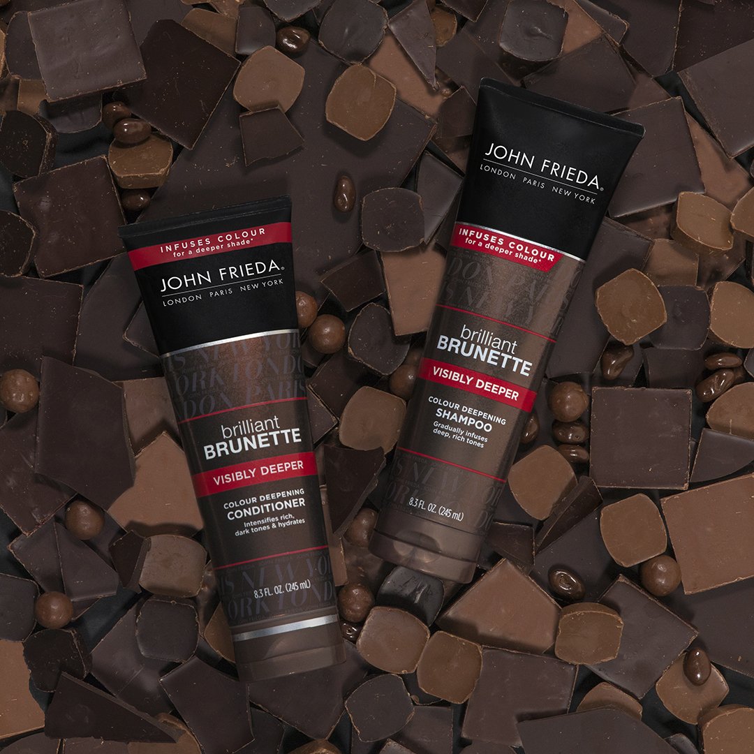 Never underestimate the power of chocolate, even for your hair! Brilliant Brunette Visibly Deeper Shampoo and Conditioner is formulated with cocoa and helps deepen your brunette tones.