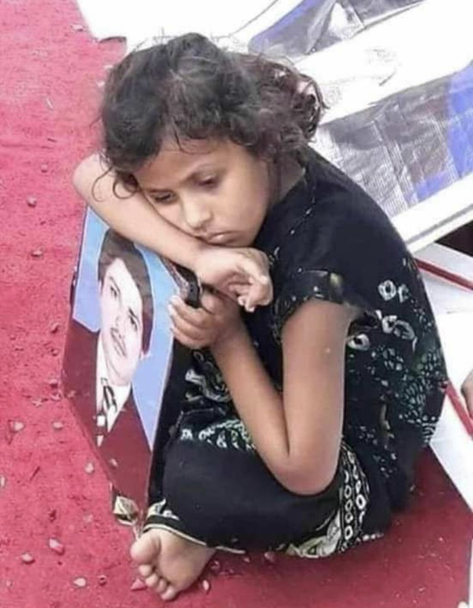 Baad_e_Sba's tweet photo. ستا سپورے زلفی زما وچی شونڈے..
د دے وطن د غریبئ نخی دی..
سایل صیب
#PashtunLongMarch2Bannu https://t.co/UcmDmE4NYv