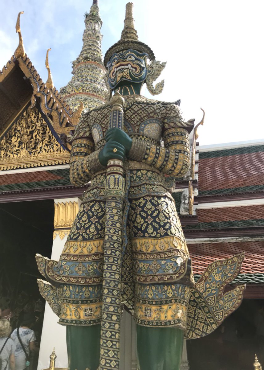 Twitter पर Gr 7 このお方はジャイアント ワットアルンの巨人 の方ですね 実物は日本の仁王像のように対で立ってますが ハヌマーンは風神の化身ですがこの２対は鬼だそうです どれも同じに見えてよくわかりません