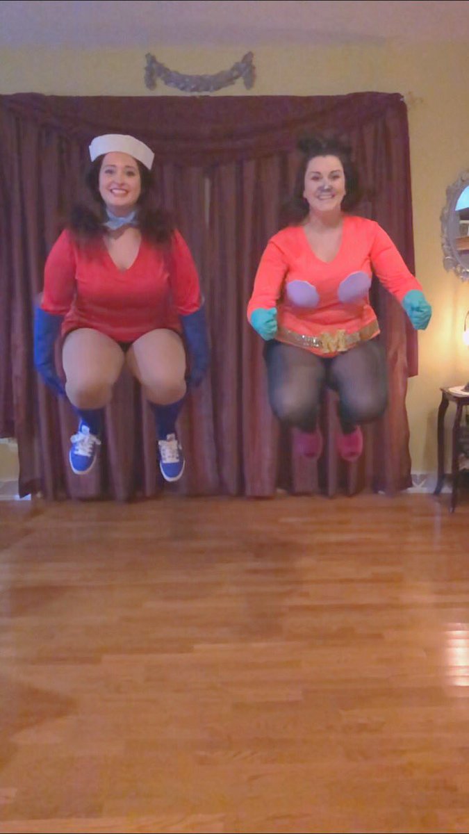 AlPal_Alli's tweet photo. I went with a Nickelodeon theme this year 😏 #TrixiTang #MermaidManandBarnacleBoy #HalloweenWknd https://t.co/mD3cpqxzUu