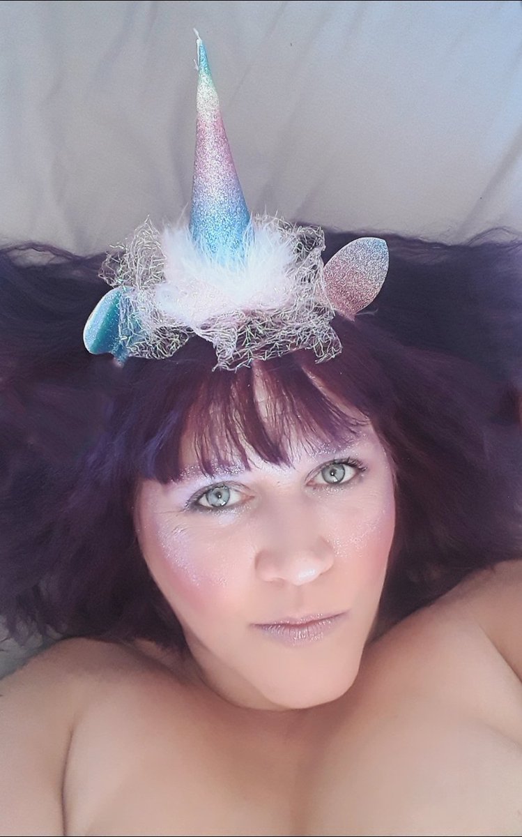 When you decide you want to be a unicorn!

#unicorn #unicornmakeup #fantasy #mythical #magical #glitter #purplehair #unicornvibes