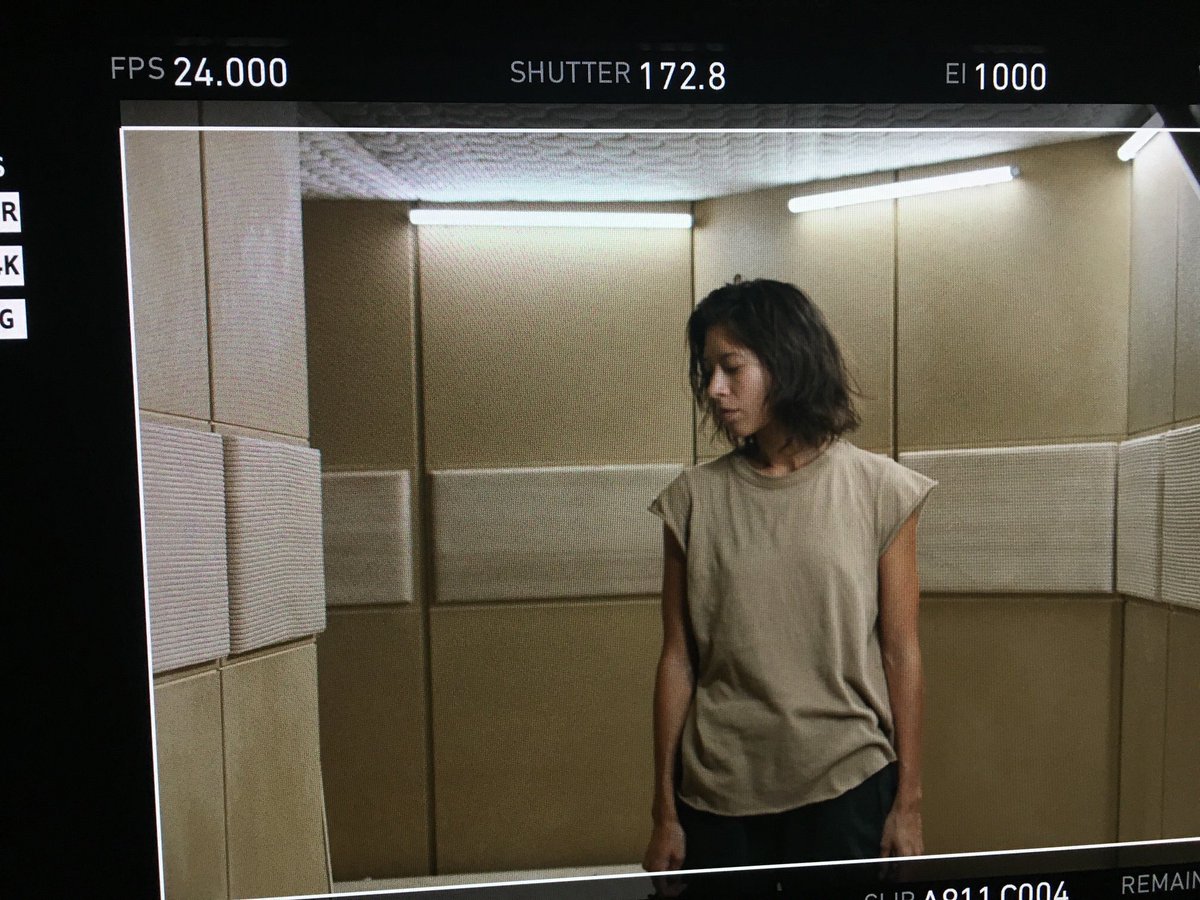 robpattinsonww's tweet photo. Chère @ClaireTran_ (Little Mink) merci. Thank you for your generosity, your kindness, the time you took... Mink touched me as I watched the movie, your talent was powerful, so it means a lot to me. Que du bonheur pour la suite! Tu le mérites 💋💙 - Laura https://t.co/VdFZYLnagy https://t.co/VxjWvQBtTu