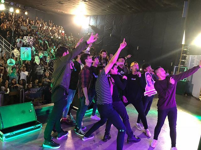 hashtags_abscbn's tweet photo. Maraming salamat Pacific Mall Lucena! Sold out! 👌 https://t.co/KOJvR3hiXU https://t.co/VH7gBVRMTm