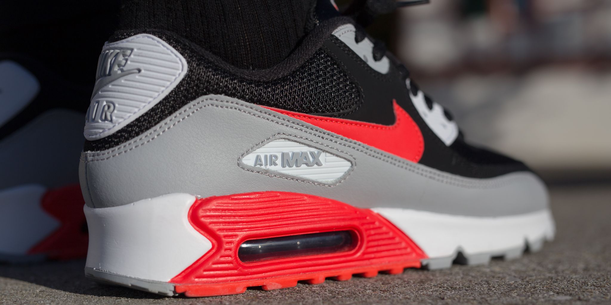 nike air max 90 wolf grey crimson