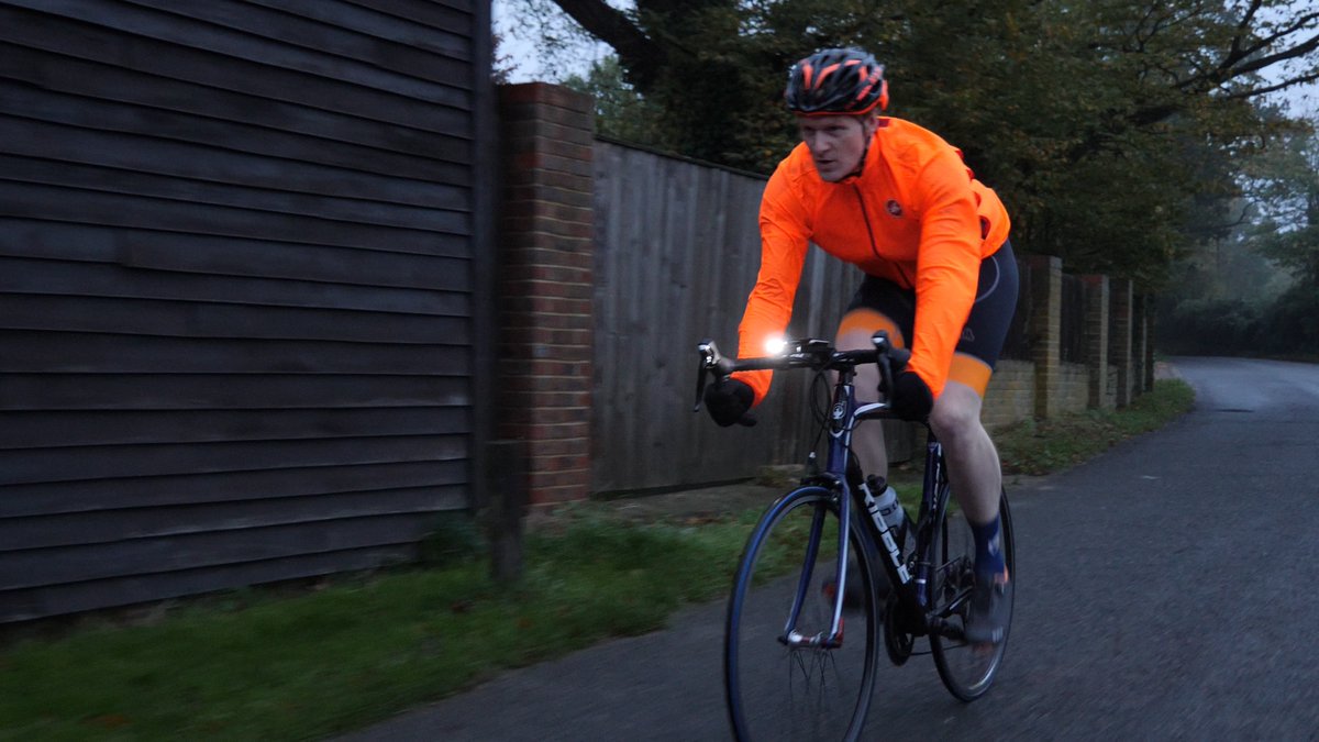 It is illegal to cycle on a public road after dark without lights and reflectors. Take a look at our video and guide to see the legal requirements of lights and reflectors. bit.ly/2kWAYWh