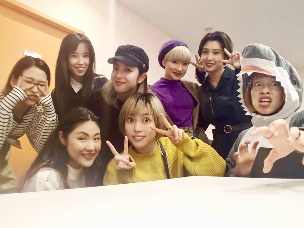 20151106xD's tweet image. #カラコちゃんねる 
配信見てくれて
ありがとうございます〜👻🎃🎉

大好きな
カラーコード姉様たちと
また次回何かできますように🤤🙏

#colercode 
#クロスディー 
#colorcodexD