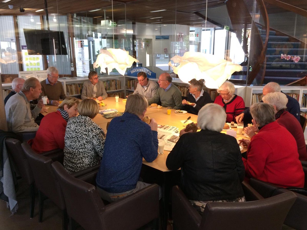 BCJump85's tweet image. Meer bridgeplezier met het rondje om de kerk