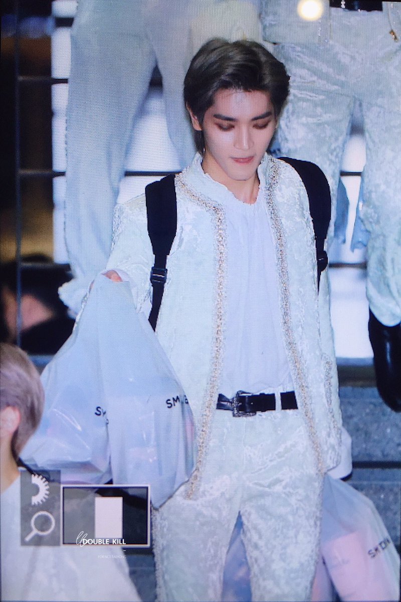 doublekill_ty's tweet image. 181028 퇴근
#태용 #TAEYONG #이태용 #NCT #NCT127⁠ ⁠⁠ ⁠⁠ ⁠⁠