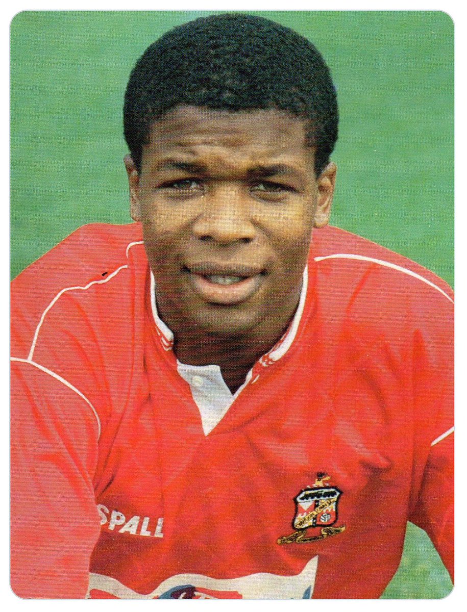 AndrewWilliamB9's tweet photo. #weareswindon #jongittens #retroreds https://t.co/1PPlN6ULEV