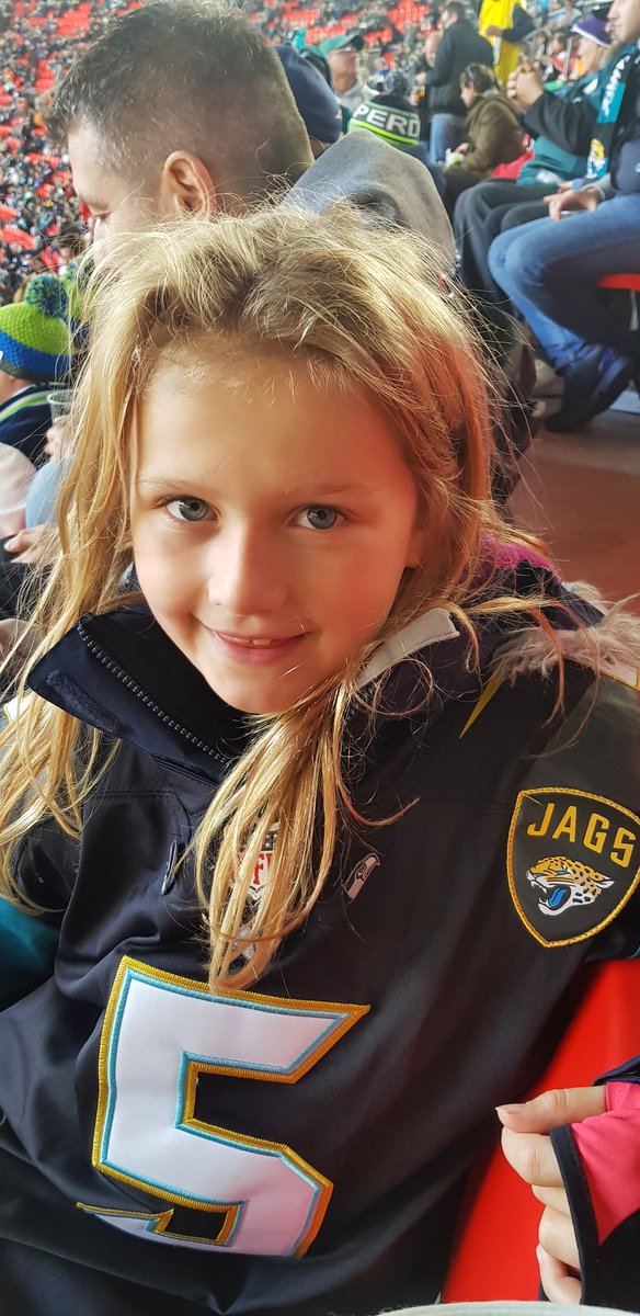 johnburke1979's tweet photo. #NFLUK https://t.co/d8Rj1Jd09j