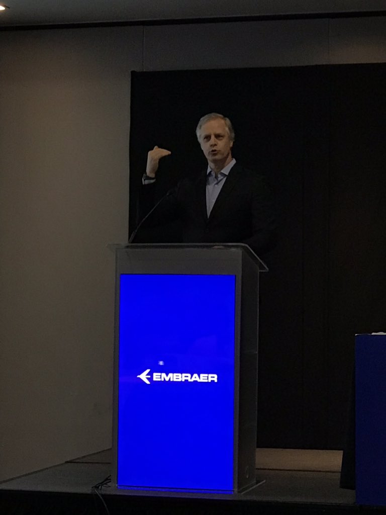 aeroERMO's tweet image. Presentes en el demo Flight del E2 @embraer en Panama, durante el 15th Alta Airline Leaders Forum año 2018. @ALTA_aero #E2 #demoflight
