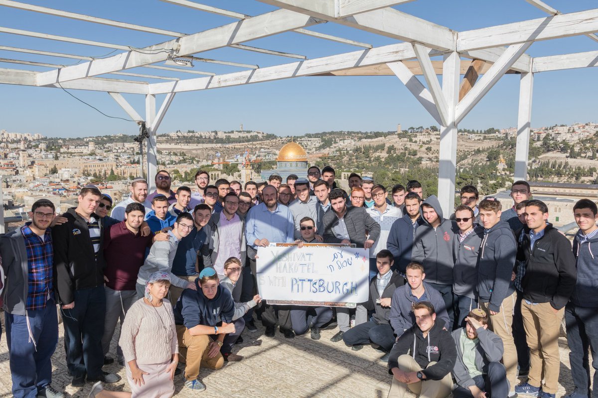 rtaragin's tweet photo. At the center of the Jewish World at Yeshivat Hakotel opposite the Har Habayit we stand together with and care for the Jews of Pittsburgh and those all over the world! #unifiedfromthecore https://t.co/vUMtTXXoPT
