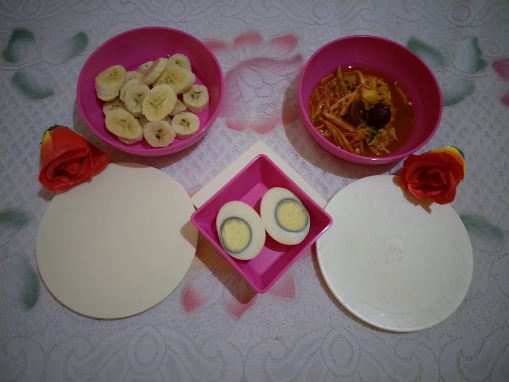 Hai sahabat <a href="/tupperwareID/">Tupperware Indonesia</a> nyemil harus tetep yg sehat ya, ini dia cemilan saya untuk mengganjel perut dikala lafar, menggunakan #IchigoCompleteSet #ZenServingChallenge #paketupperware yuk ikutan @Feeza_Zira <a href="/yaniandriani70/">Andriani</a> @staciliciouss <a href="/sehatAQUA/">AQUA</a> <a href="/aq/">d</a>