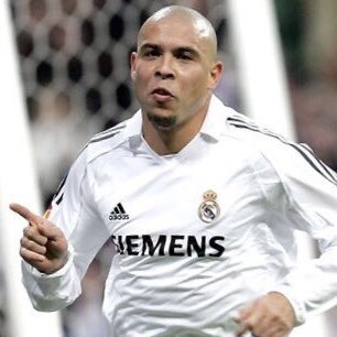 FtblBattles's tweet image. Who was better in their prime?

RT for Ronaldo🇧🇷
LIKE for Suarez🇺🇾

#ElClasico