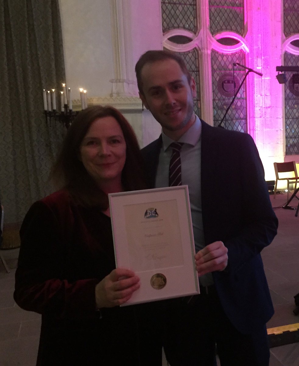 Well done, Stirling Confucius Hubs @BraeheadP <a href="/Stirling_High/">Stirling High School</a>, winners of the Provost's Award at a very grand ceremony in <a href="/stirlingcastle/">Stirling Castle</a>. Mrs Lawson and Mr McAdam were honoured to represent our two Hubs. Feichang Hao! Thanks to <a href="/1plus2Stirling/">Stirling 1+2</a> <a href="/CISSStrathclyde/">Confucius Institute for Scotland’s Schools</a>