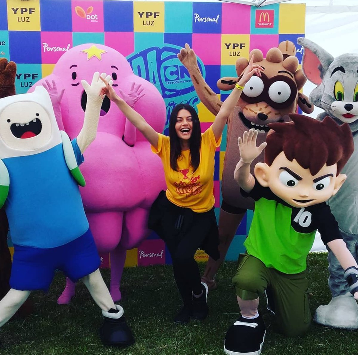 Cartoon Network AR tweet media