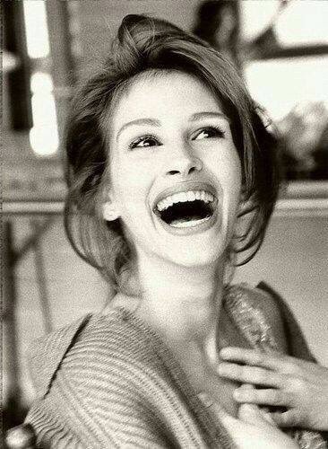 Happy Birthday to Julia Roberts who turns 51 today,she has the most beautiful smile ever. 
