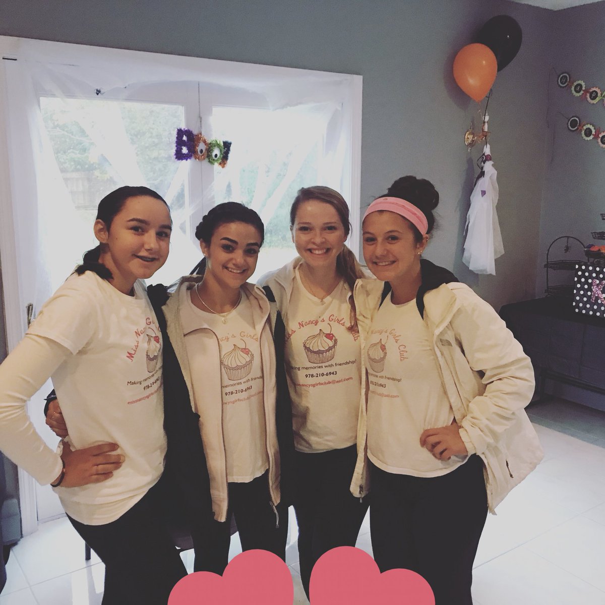 MissNancy01923's tweet photo. A little Norβeaster couldnβt stop this crew from bringing the fun!
#missnancy #beststaffever #inhomeparties #wecometoyou
ππ¨π»π¦βοΈ https://t.co/bJP53TWitv