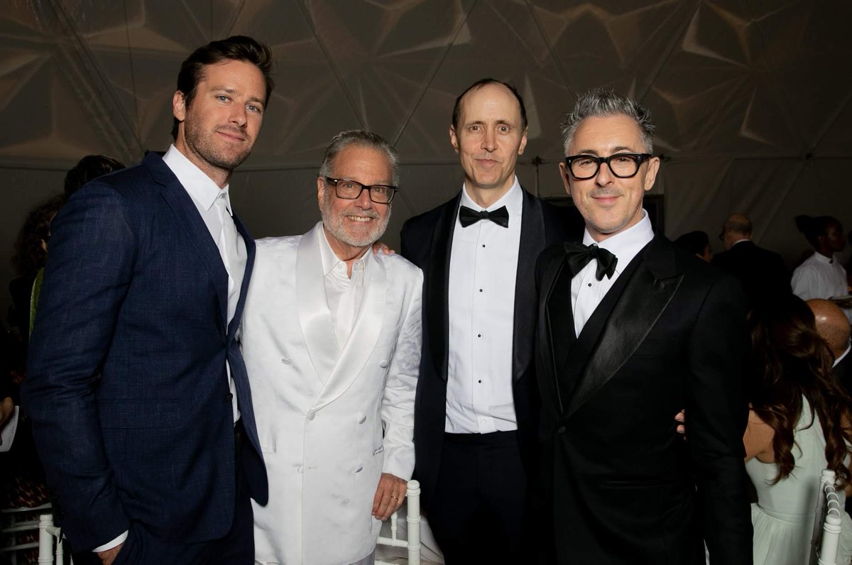 primula87_tmblr's tweet photo. わーい✨アラン・カミングさんとアーミー・ハマーさん💕
#armiehammer and #elizabetchambershammer attend TWO x TWO for #AIDS and Art′s annual benefit gala dinner and art auction!
#twoxtwo
#AlanCumming
amfAR The Foundation for AIDS Research 公式: 写真 Facebook https://t.co/skcaXqqrx9 https://t.co/MNp9gq259X