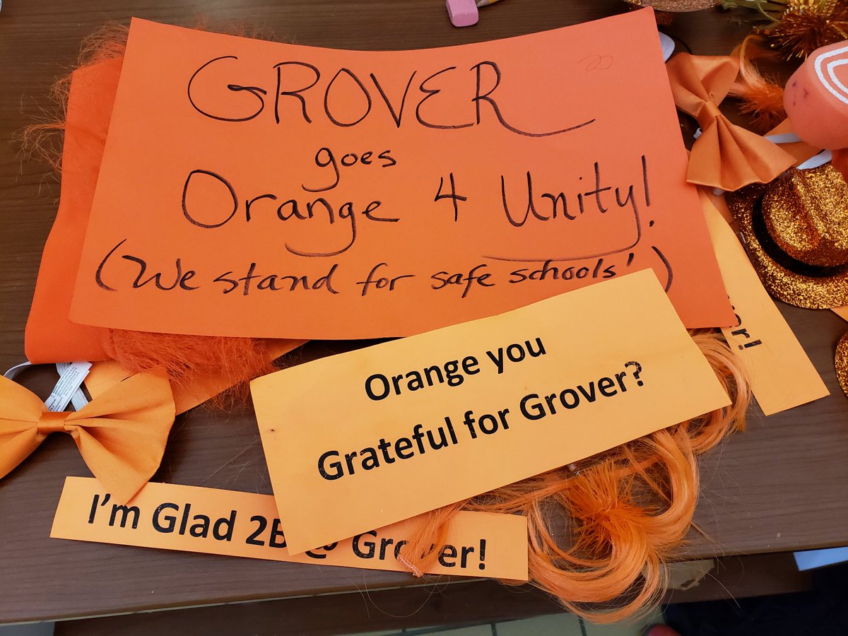 MsAlleyWWP's tweet photo. During #redribbonweek2018 students and staff took a stand to keep GMS #safe and #drugfree.  On 10/24 Grover's photo booth for #unityday was fun for all. @TGMSJags @WWPCounseling #wwprsd #grovergoesorange https://t.co/Ku8wpTK6vf