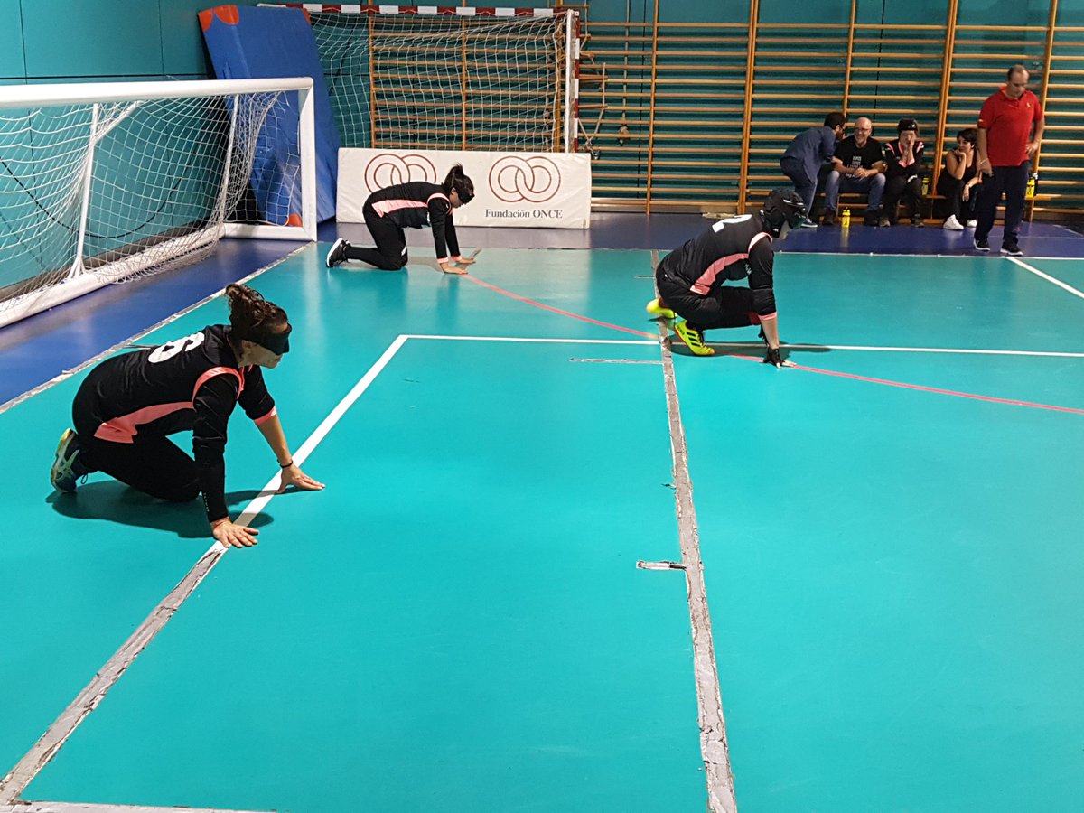 MadridMasIdeas's tweet photo. Comienzo dispar en el #XIIIMemorialDM: el A ganó 8-0 a @A_Itxaropena y el B perdió 4-12 contra #Tetuán. https://t.co/dZYsoIjRVz