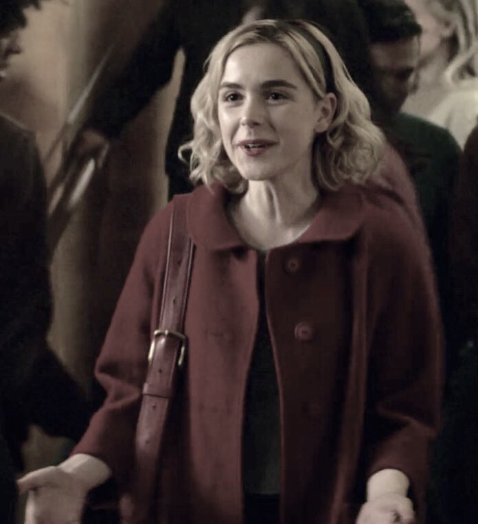 — 𝒮𝓂𝒾𝓁𝑒𝓎 𝓌𝒾𝓉𝒸𝒽.