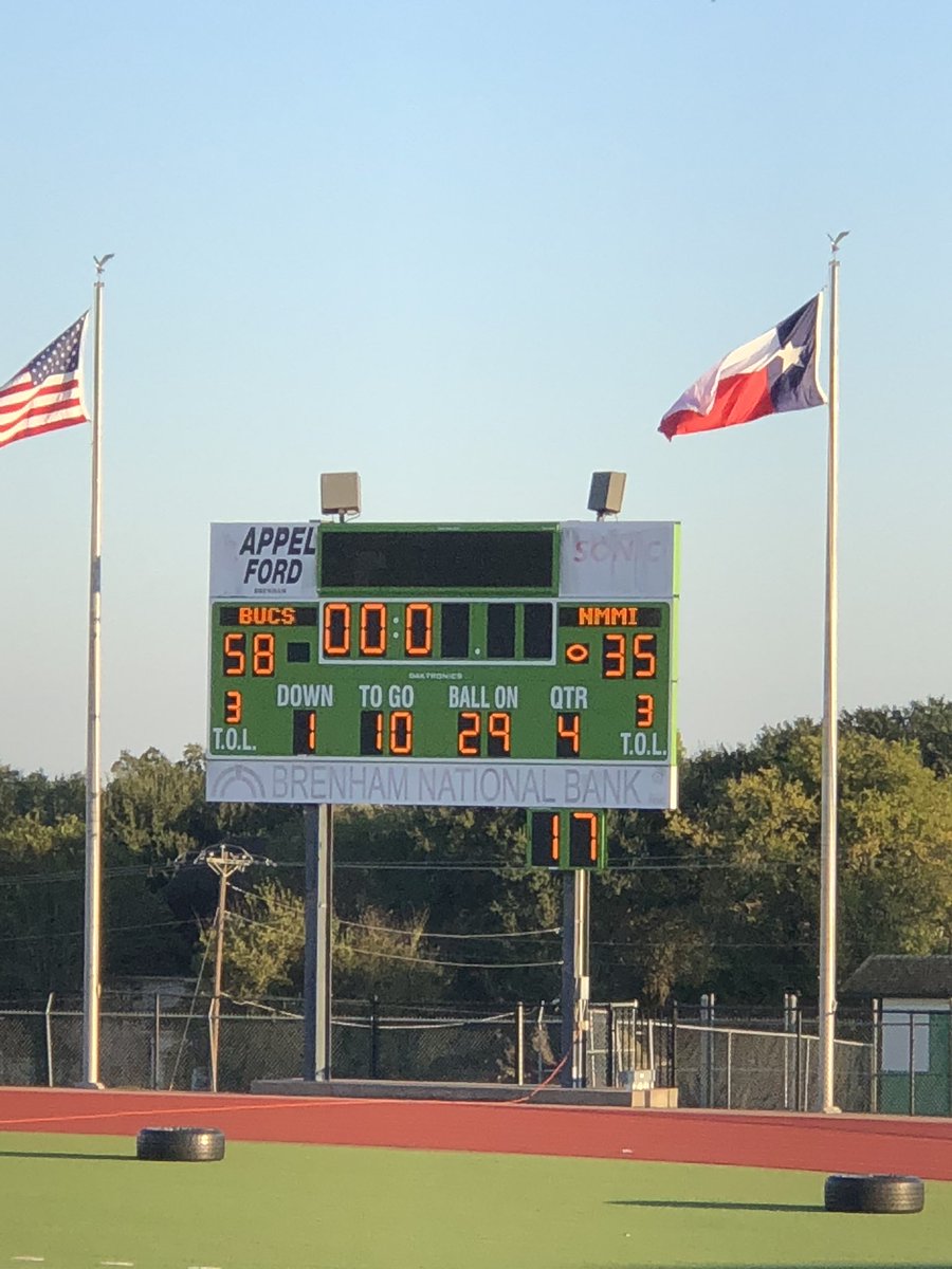 A Blinn win!!! I love it!!! May God bless and keep the boys, coaches, trainers, parents, fans, grounds keepers, and all and any others who put in work and hope for the Blinn Buccaneers FB team! #GodFamilyFootball #Bucfamilyvalues #waytogobucs #letsgetitBucs #thosemocitybankskids