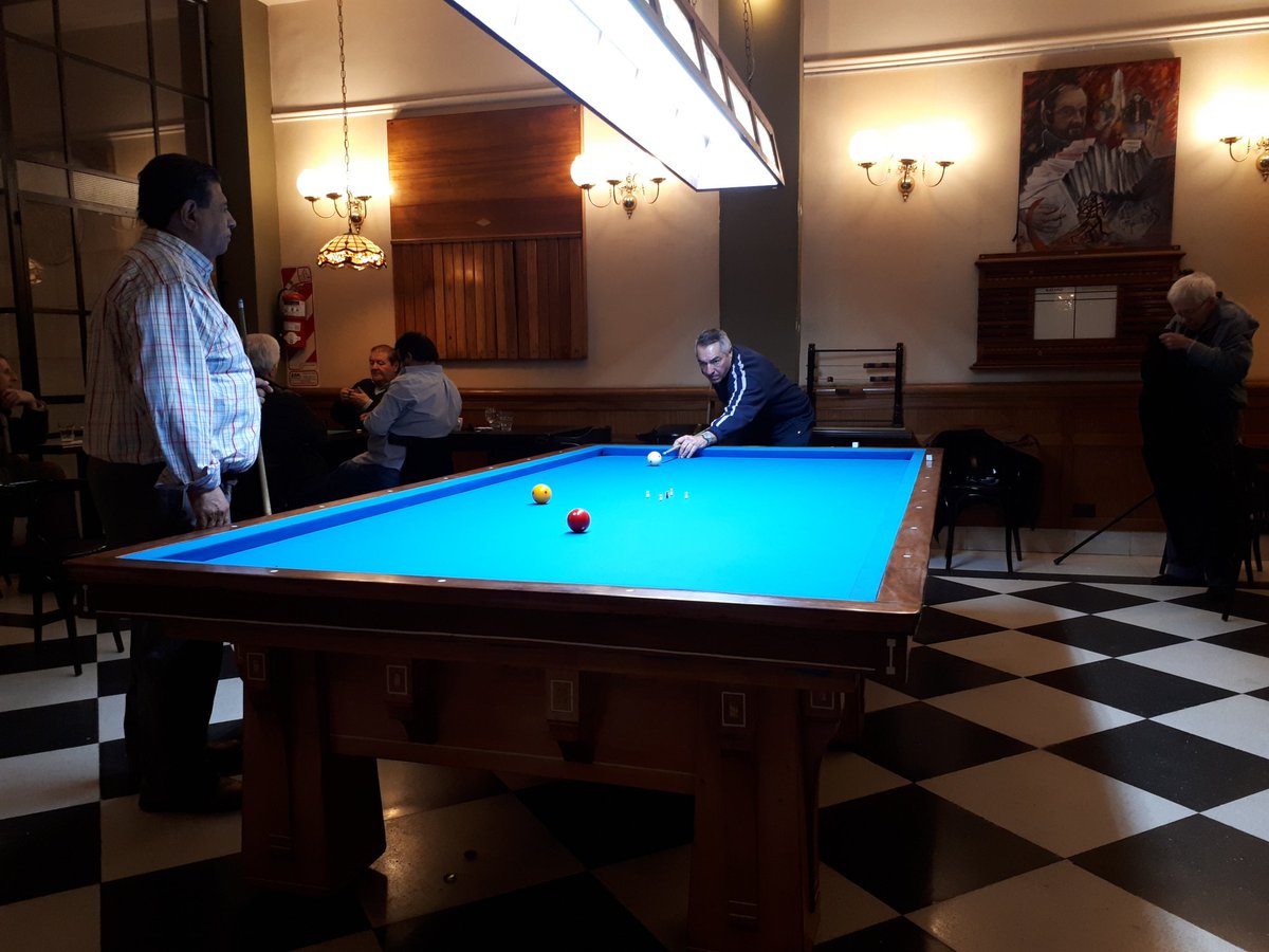 BSMulticultural's tweet image. BARES NOTABLES DE BS AS.
Los 36 Billares es uno de los bares  tradicionales  de Buenos Aires, conocido por su subsuelo adonde funcionaban  y aun funcionan las mesas de billar.