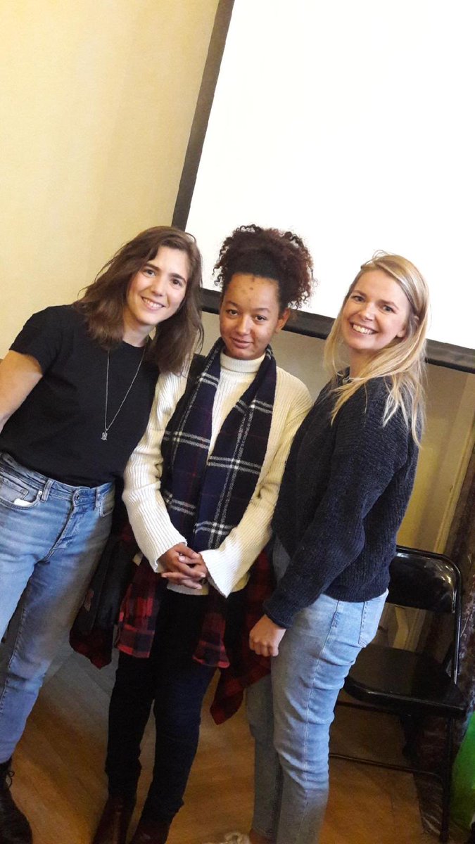 LifeMariposa7's tweet photo. Merci encore pour ce meet up ❤😍👍 #leztalk #Meetup @itsleztalk https://t.co/vaZcr3Qwb3