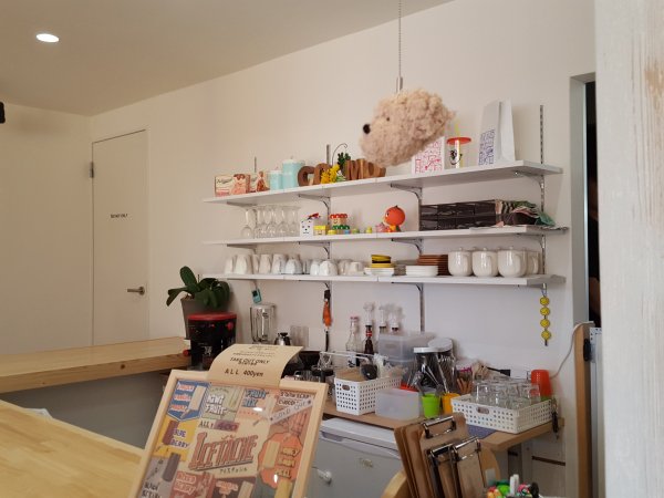 marocat_mayu's tweet photo. cafe CoMo
余市でドライブの帰りに立ち寄ったカフェです。
柚子ソーダでのどを潤しました。
軽食もあるみたいです。
道の駅 スペースアップルよいち の目の前ですよ。
https://t.co/fPBBG80EFa
#カフェ #余市カフェ #cafeCoMo #余市 https://t.co/49rkP26crT