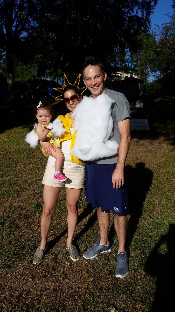 CBMRob's tweet image. Meet the neighborhood winners in the "best family costume" category: me the cloud, @StephanieCNews the sun, Riley a mixture of clouds and sun.  #halloween #WeatherHumor