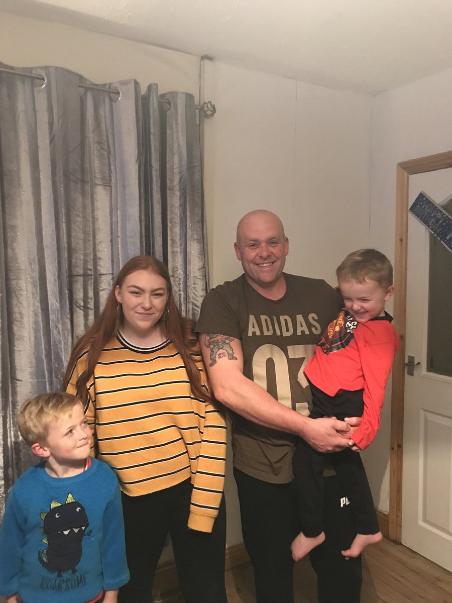 frithy1980's tweet photo. Best early present Noah has gotten. Meeting his big sister Chelsea for th first time 😢 #bigsister #siblinglove #firsttimemeeting https://t.co/UdFOALQCY9