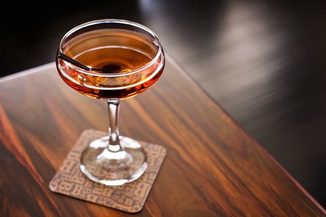 It's a perfect day for a perfect Manhattan - or a happy hour that lasts 4 hours!  Every Sunday open at 3:00 to start our happy hour that goes until 7:00. ift.tt/2ERf8xz