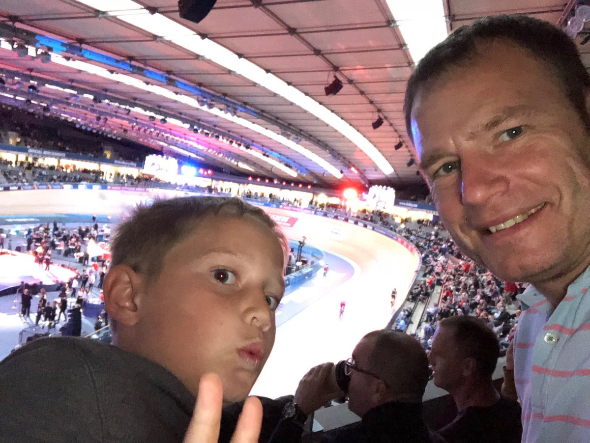 Carpet_1's tweet photo. @sixdaycycling Boys day out !! #SixDayLondon Seat 237 https://t.co/z8Pswc423n