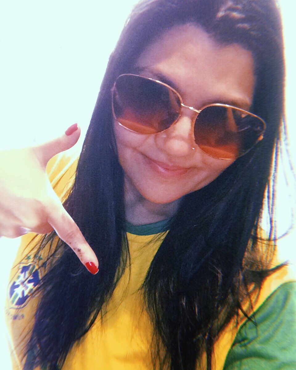galactic_geisha's tweet photo. Apertei o 17 tão forte que o Lula sentiu a dedada lá em Curitiba 1️⃣7️⃣✅👇🏻🇧🇷💚💙💛🙏🏻 #bolsonaro2018 #b17 #ptnuncamais #elesim #mulherescombolsonaro #mudabrasil #bolsonaro17 #bolsonaropresidente #FiscalizaBrasil #17Confirma #17Neles #AcabouAPiranhagemPT #BrasilVota17 #AndradeJaEra https://t.co/1KfAFbZv80