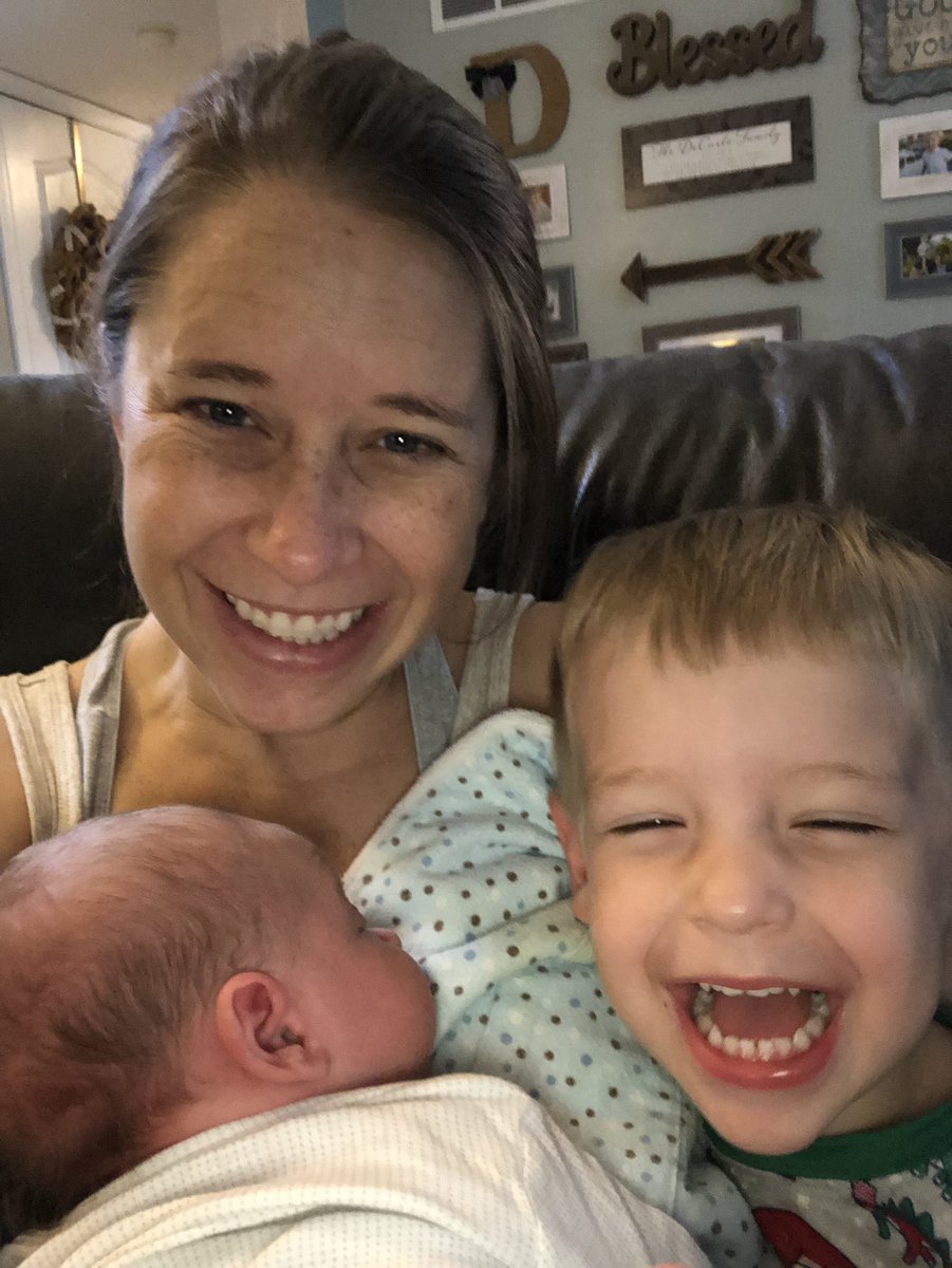 StephDeCarlo620's tweet photo. @Dove @dunkindonuts 2 week old and 2 year old.. that’s why I’m running on Dunkin and dry shampoo.
#nosleep #DoveXDunkin #DxDSweepstakes https://t.co/TiOTdenz4j
