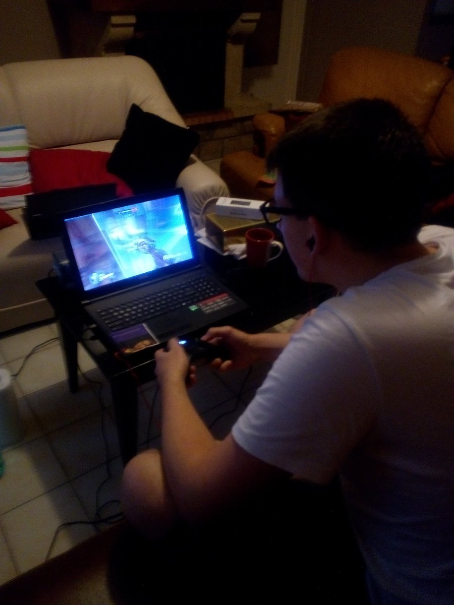 ShadowAngel64's tweet image. How to get placed gold on pc playing only with a controller 😂 CONSOLE OW RULES! #Overwatch #teamconsole