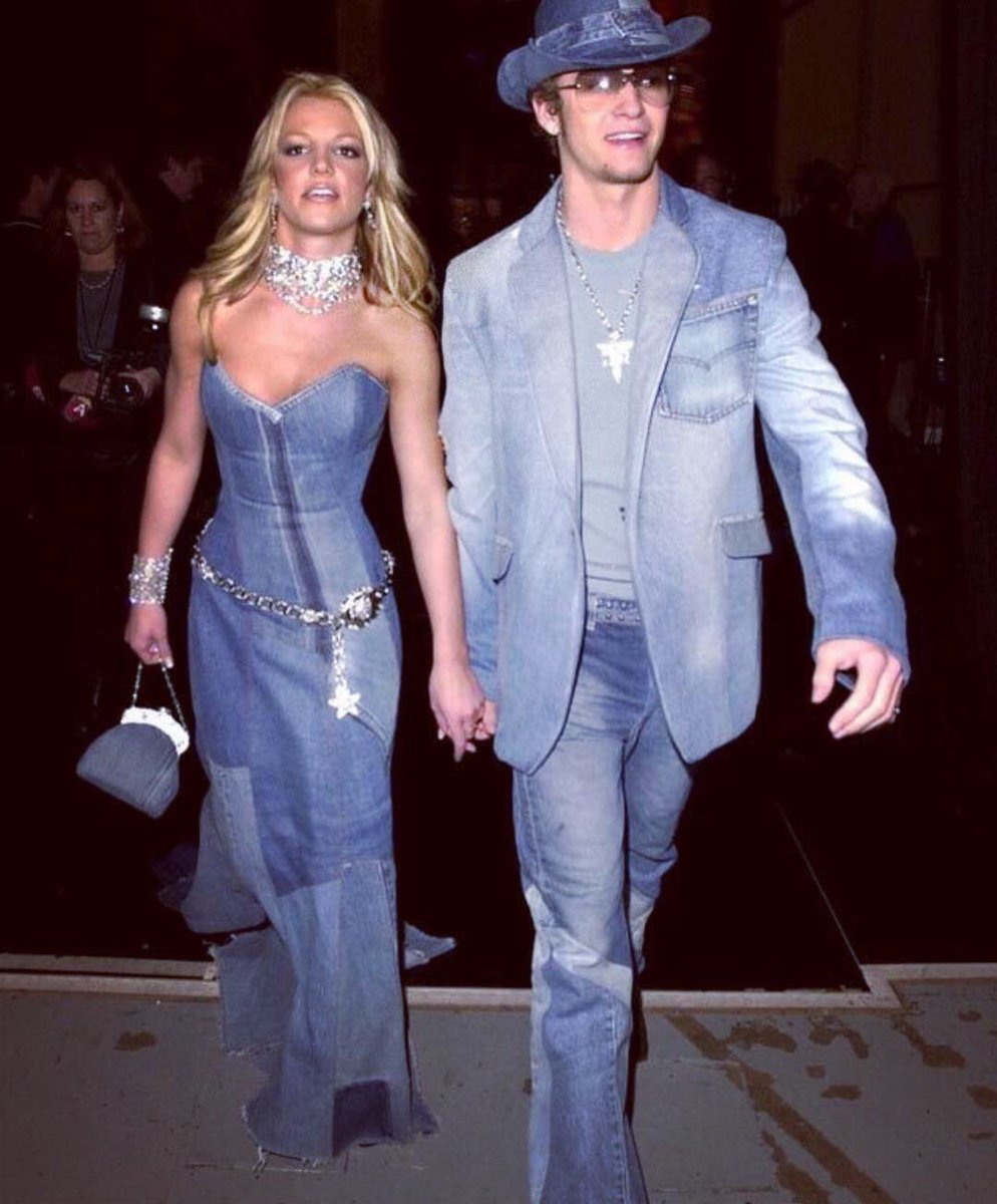Liz Fanopoulos On Twitter Is It 2001 On Our Way To The Vma S Or Is It Halloween Britneyspears Britneyandjustin Justintimberlake Halloween Britneyween Denim Vmas Britneyandjt Itsbritneybitch Https T Co Cxwzttrey7