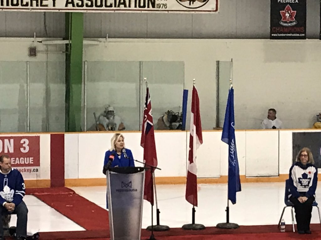 ivanadimillo's tweet photo. #JohnnyBower known for his community giving - family, friends, staff Mayor, Council -at ceremony MC @PatSaitoWard9 with @BonnieCrombie @mattmahoney_8 @Chris_Fonseca3 #DaveCook #NandoIannicca @RonStarr6 @Sue_Ward10 @PaulMitcham @slichterman https://t.co/FOEPSzOs3t