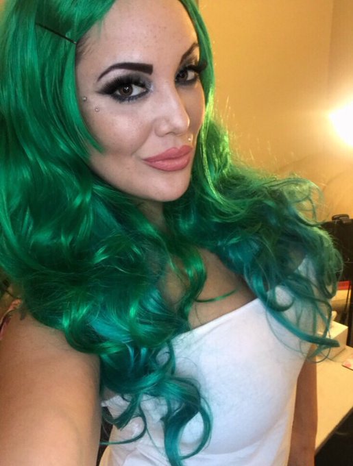 https://t.co/kKHA7gavyO &amp; https://t.co/MRhlGwKsIF plus new green haired video/pics up on my onlyfans<a href="/tag/newprofilepic"class="tags"><span>#newprofilepic</span></a>