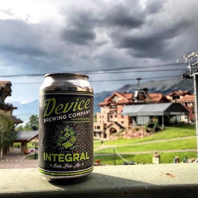 DeviceBrewing's tweet photo. While out traveling and exploring new places, don’t forget the most Integral part, your favorite beer. 📸: @dc916cruiser, Telluride, Colorado. #integralipa #deviceworldwide #gooutside #getoutandexplore .
.
.
#beerwithpurpose #communitygrown #familyow… https://t.co/US1khWbeLn https://t.co/6bEipk4b63