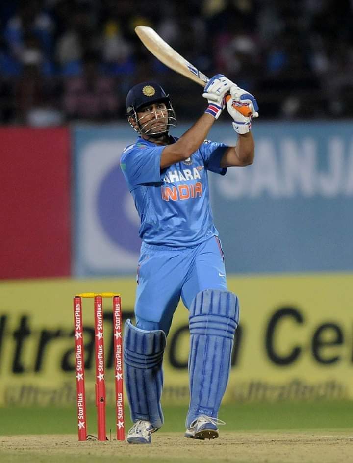 DhamuMsdian's tweet photo. #webeliveindhoni
Thala always king https://t.co/oLFVu0G1aw