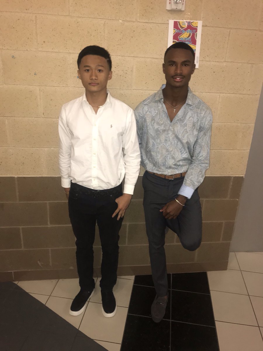 wav3ygod's tweet image. #hoco2k18 🤩