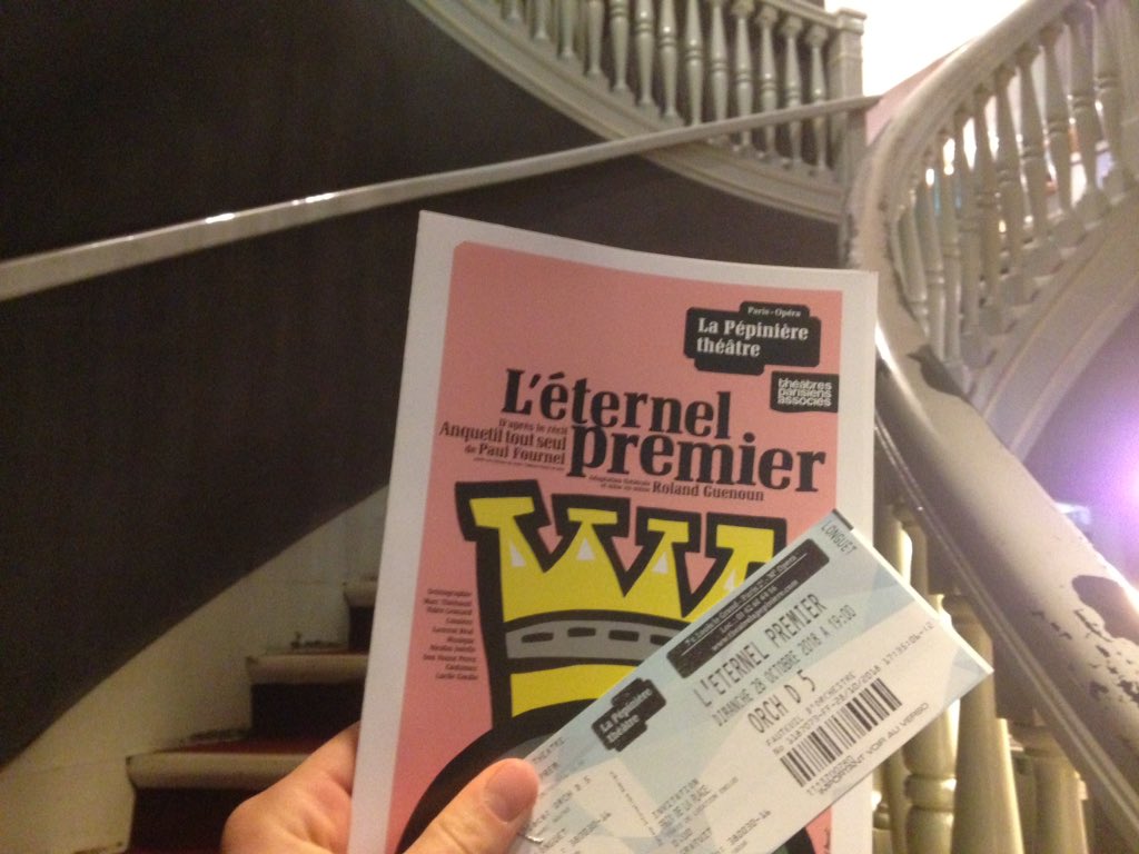 SoldOutApp's tweet image. Et vous, que penserez-vous de l'Eternel premier ? @SoldOutApp au @LaPepiniere_Th #comedie #theatre #spectacle @RolandGuenoun @Matila_M #ClementineLebocey #StephaneOlivieBisson #PaulFournel