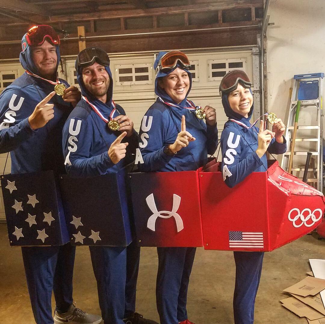 mverissimo12's tweet photo. Halloween 2018: USA Bobsled Team 🇺🇸🥇❄️ #winterolympics #halloween #USA #underarmoursponsored https://t.co/rPoFBZgWZW